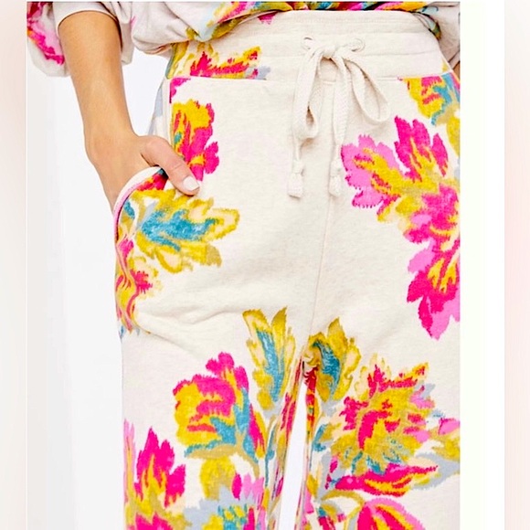 Anthropologie Camilla Sartuday Sunday Edita Ruched sweatshirt and pant - size XS - Picture 3 of 16